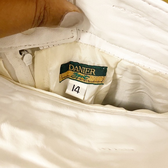 VINTAGE - DANIER LEATHER SUIT - Picture 8 of 8